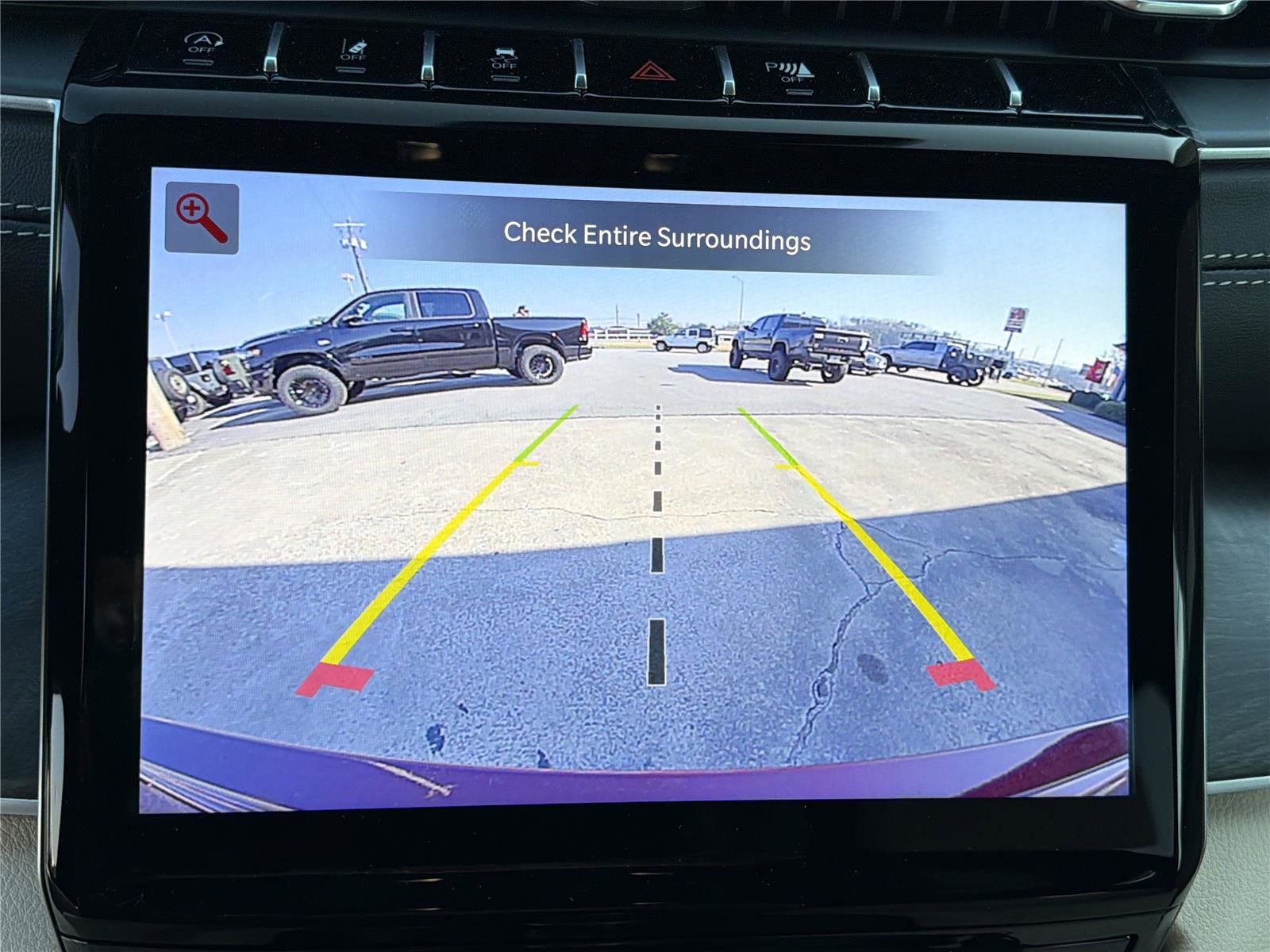 New 2025 Jeep Grand Cherokee Limited w/ Black Appearance Package image 28