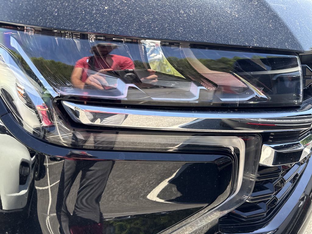 Used 2023 Chevrolet Tahoe LS AWD/4WD image 4