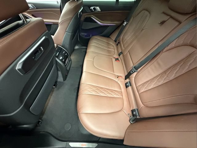 Used 2025 BMW X5 xDrive50e AWD/4WD image 17