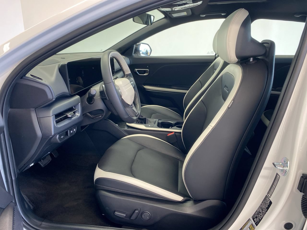 Certified 2026 Kia K4 GT-Line w/ GT-Line Sunroof Package FWD image 16