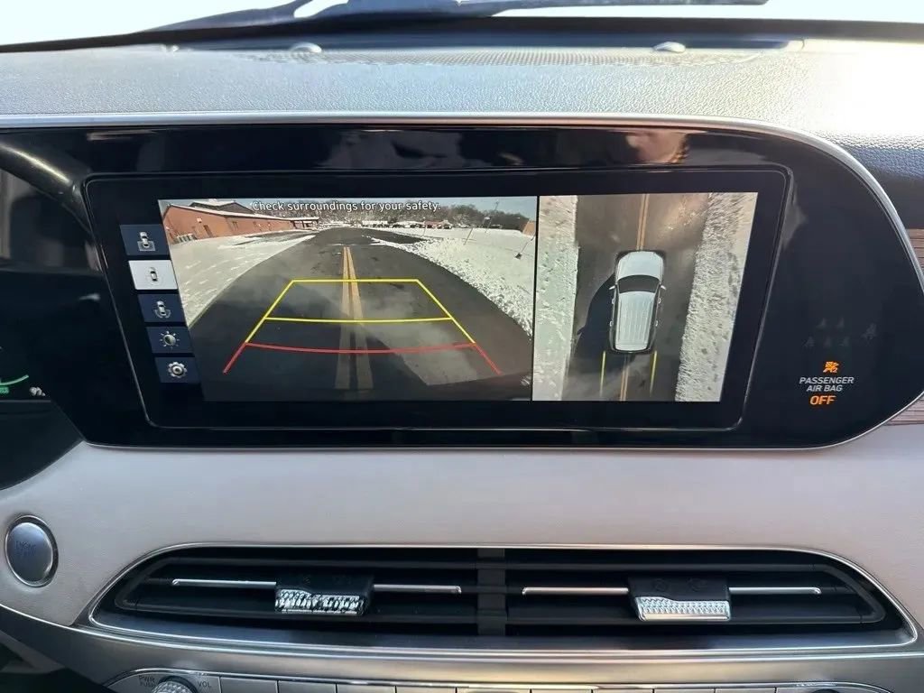 Used 2021 Hyundai Palisade Limited image 22