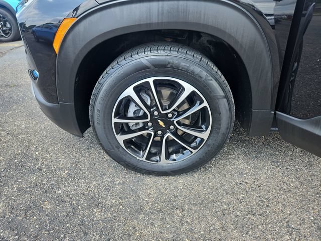 Used 2024 Chevrolet TrailBlazer LT FWD image 26