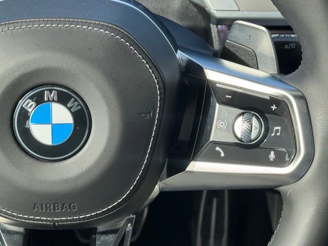Used 2023 BMW 760i xDrive image 22