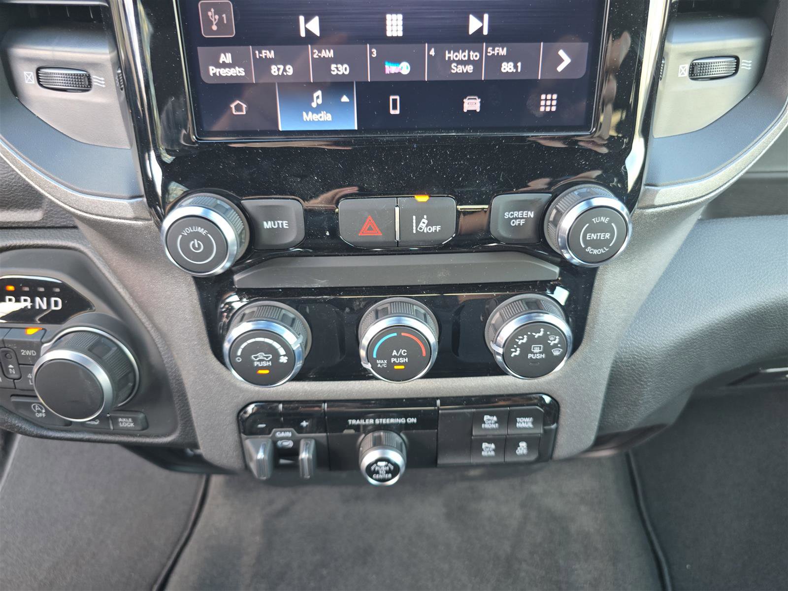 New 2025 RAM 1500 Tradesman w/ Off Road Group AWD/4WD image 29