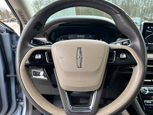 Used 2022 Lincoln Corsair AWD w/ Premium Package image 31