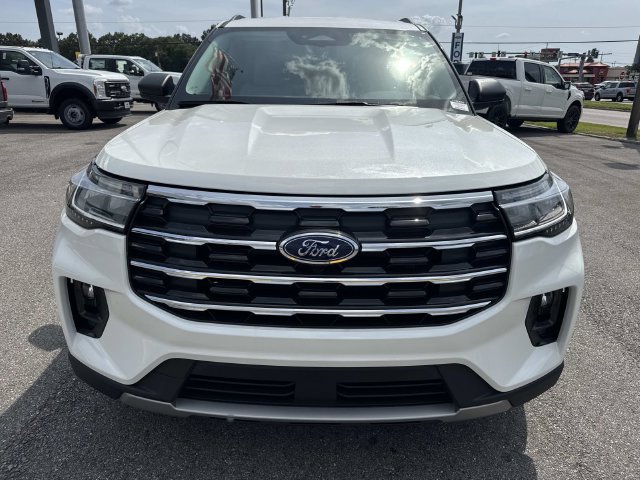 New 2026 Ford Explorer Active w/ Active Comfort Package RWD image 2