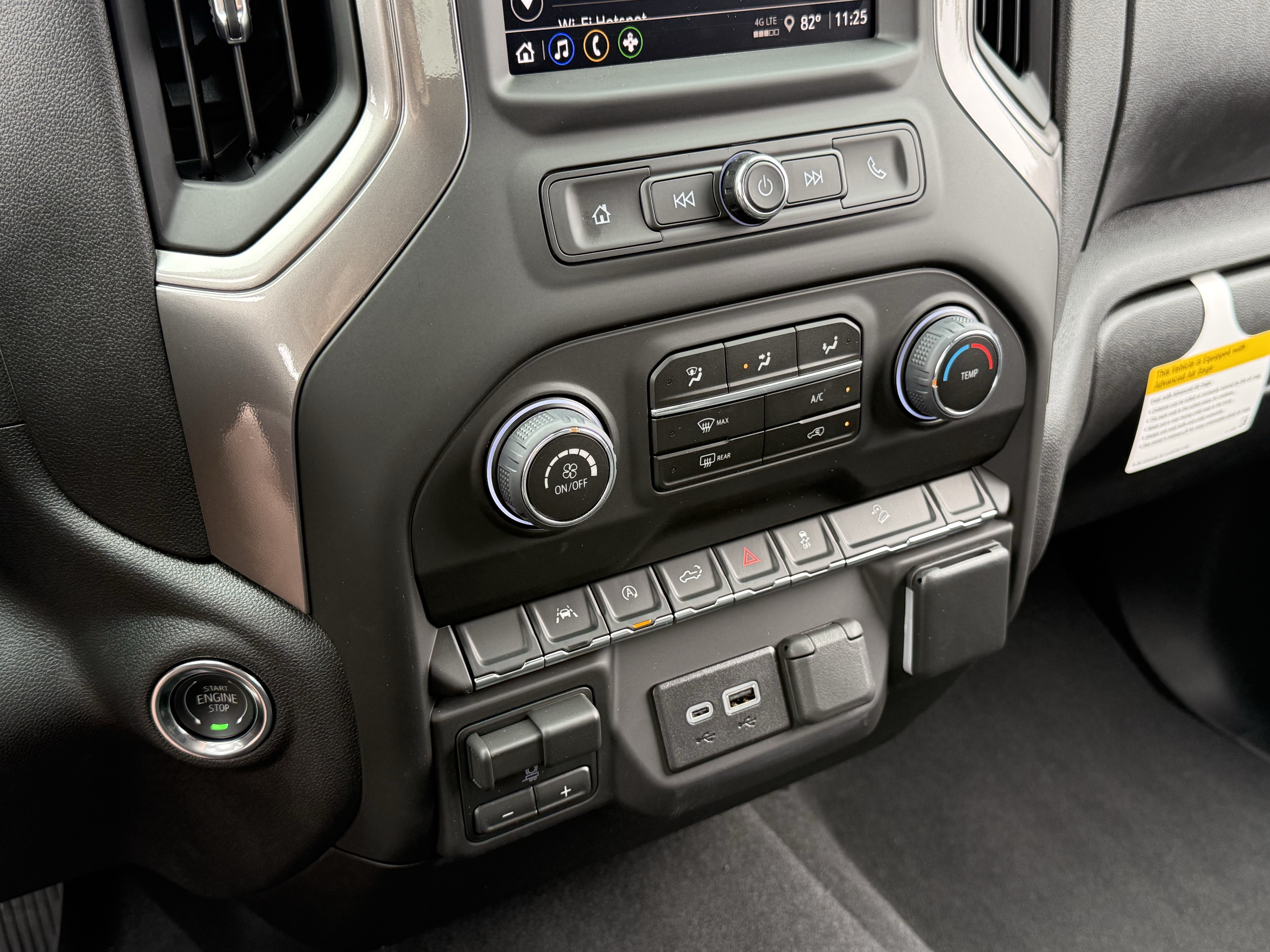 New 2026 Chevrolet Silverado 1500 Custom Trail Boss w/ Dark Appearance Package AWD/4WD image 24