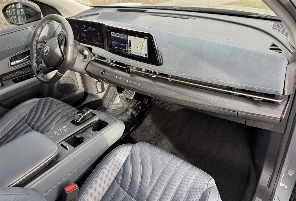 Used 2023 Nissan Ariya image 33