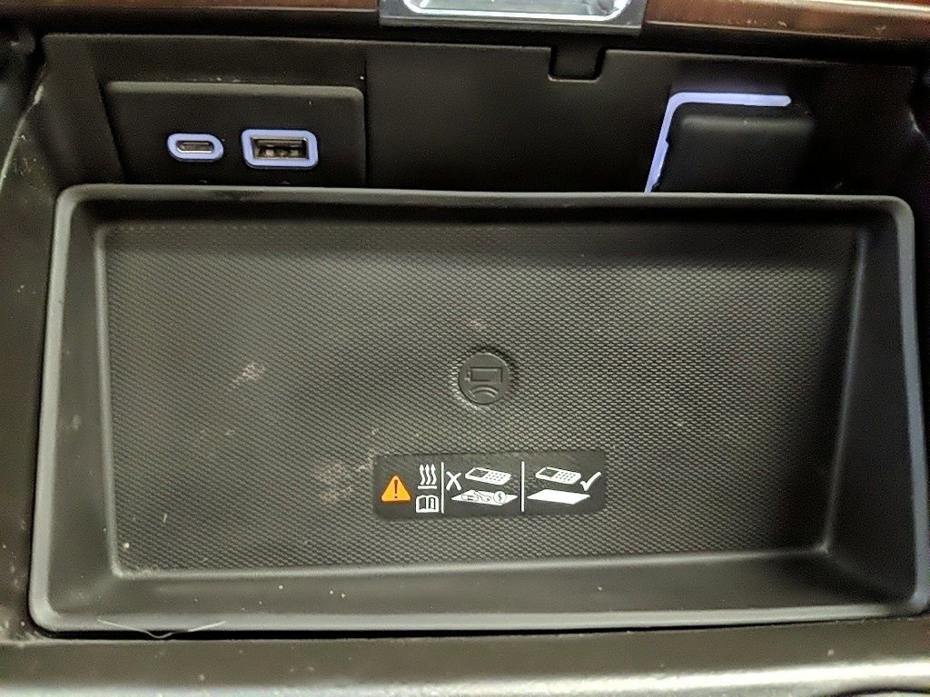 Used 2023 GMC Yukon Denali Ultimate image 28