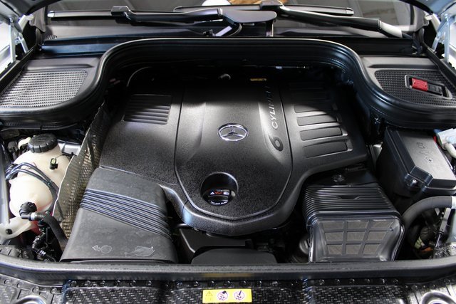 Used 2024 Mercedes-Benz GLS 450 4MATIC w/ AMG Line Exterior image 34