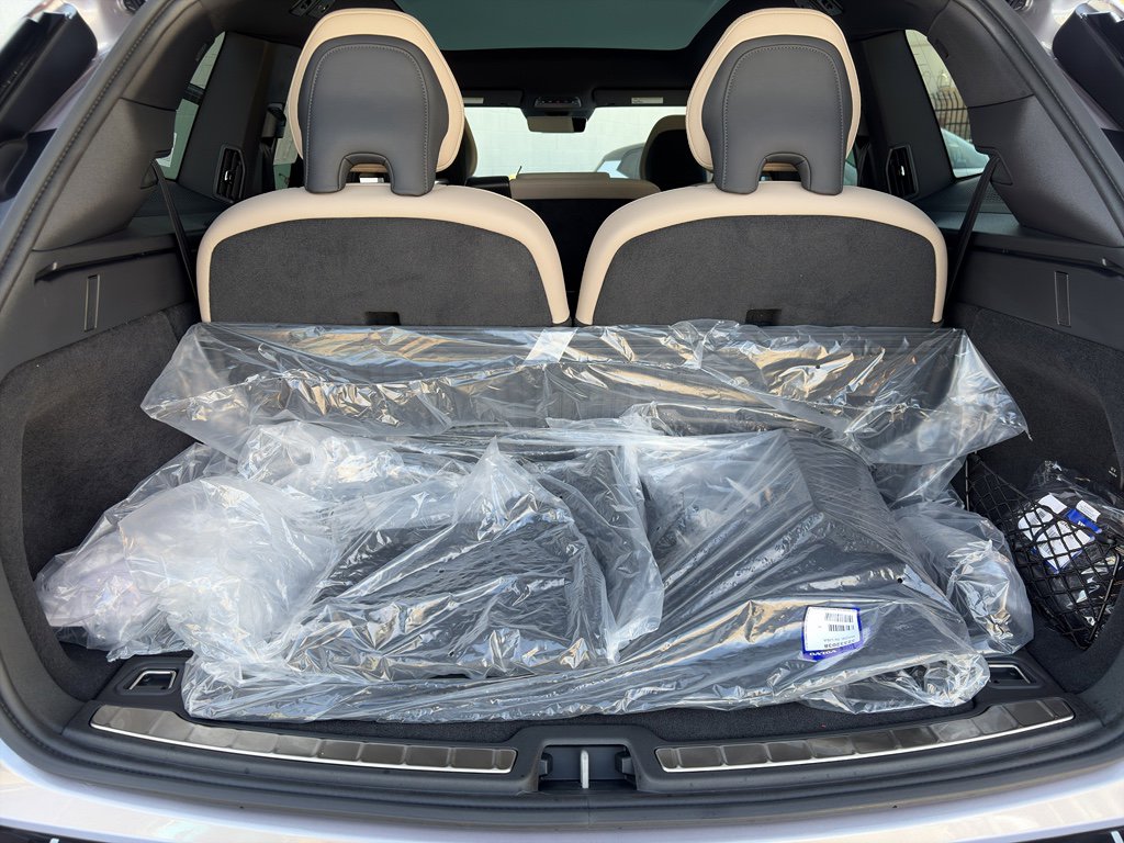 New 2026 Volvo EX90 Plus image 13