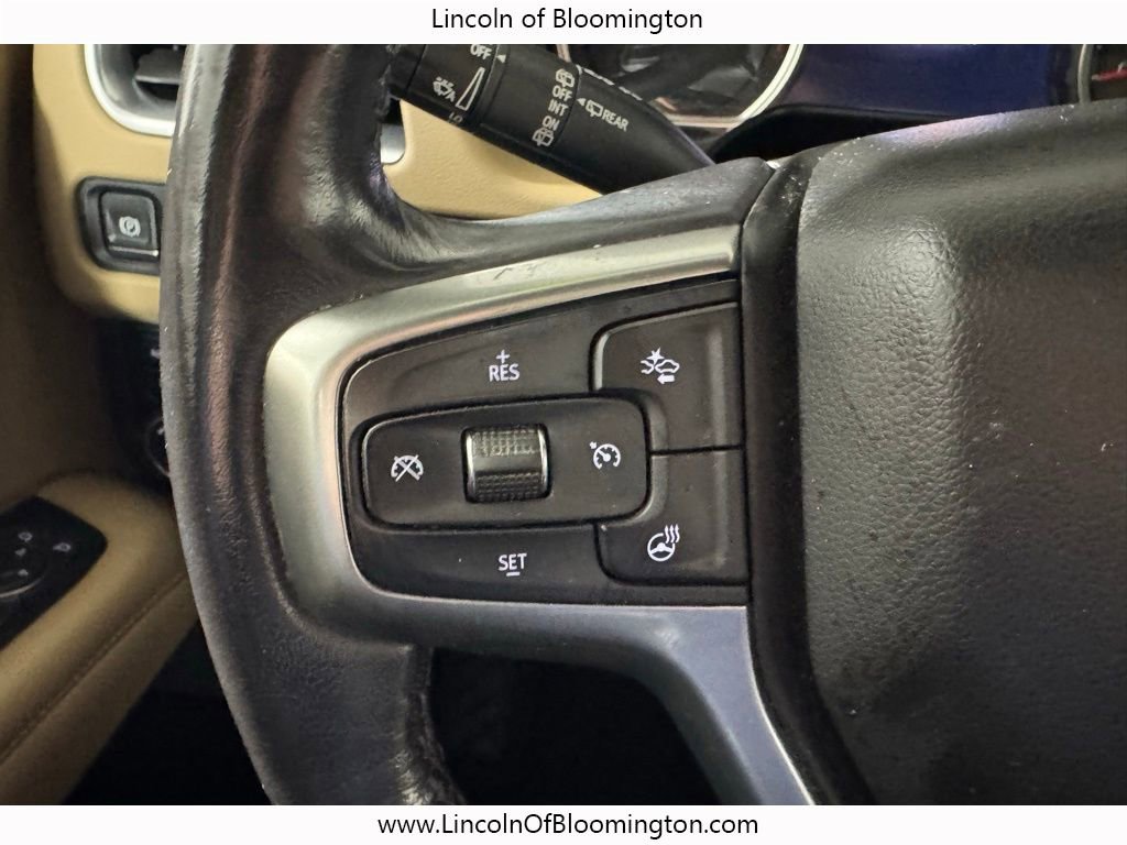 Used 2021 Chevrolet Suburban Premier w/ Premium Package image 45