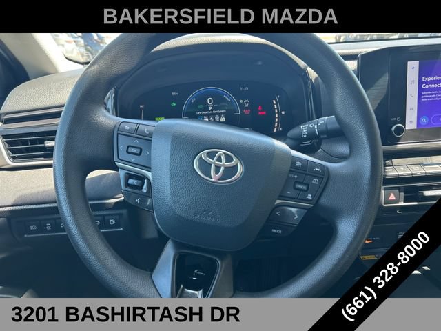 Used 2025 Toyota Camry LE FWD image 17