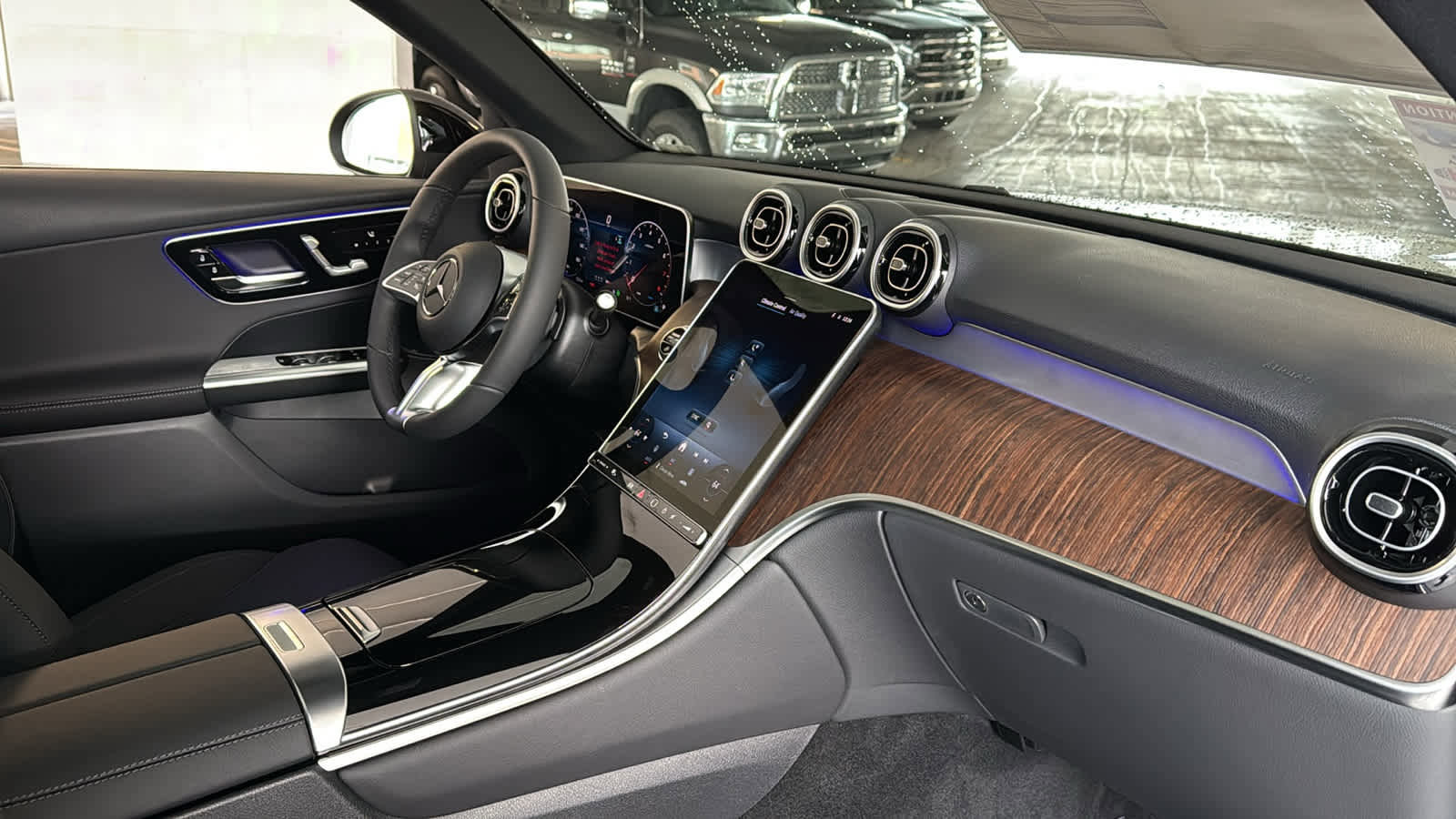 New 2026 Mercedes-Benz GLC 300 4MATIC image 35