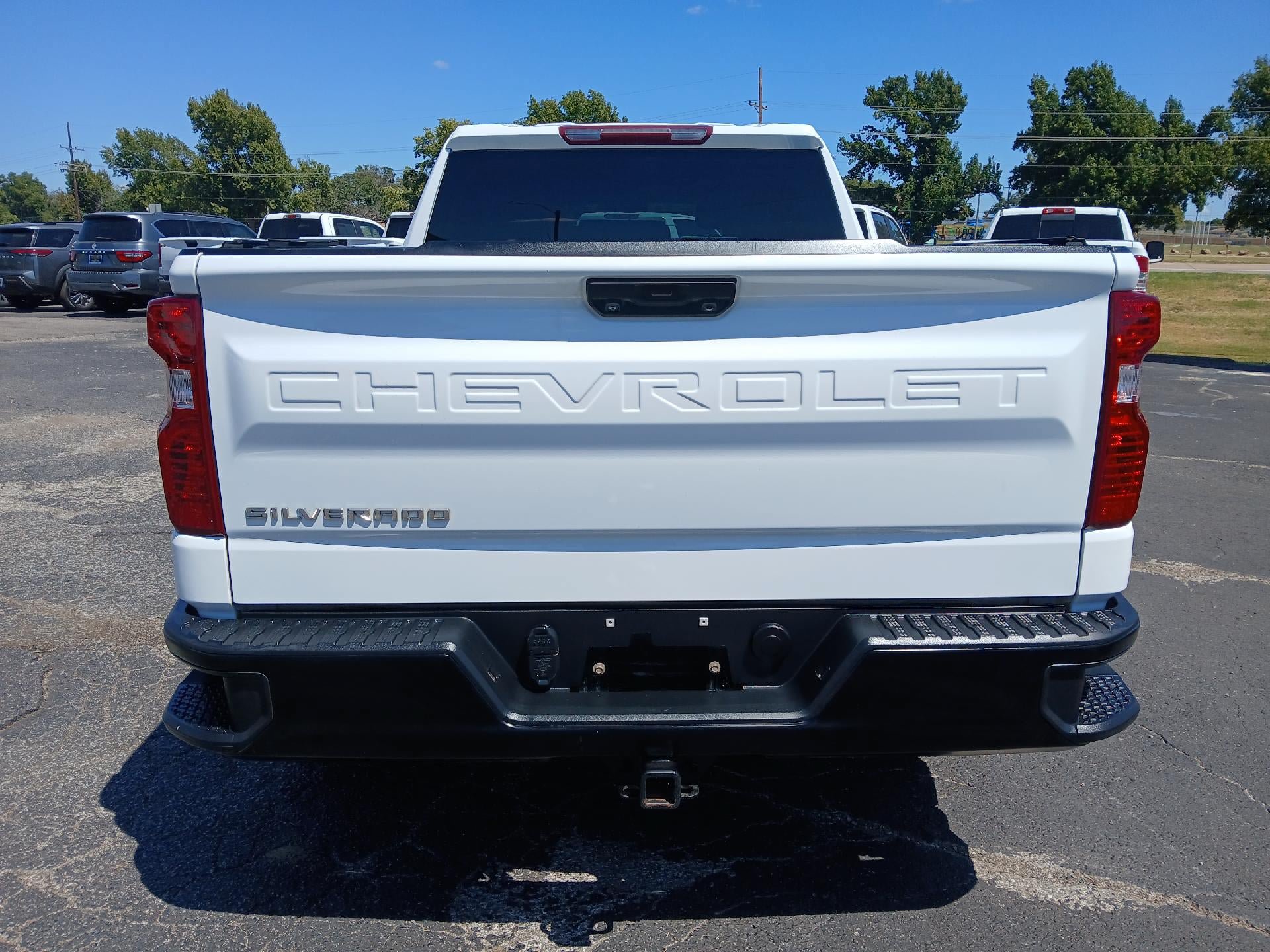 Used 2023 Chevrolet Silverado 1500 W/T w/ Trailering Package AWD/4WD image 6