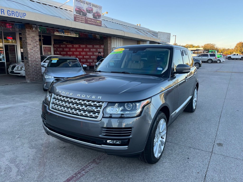 Used 2015 Land Rover Range Rover Supercharged image 2
