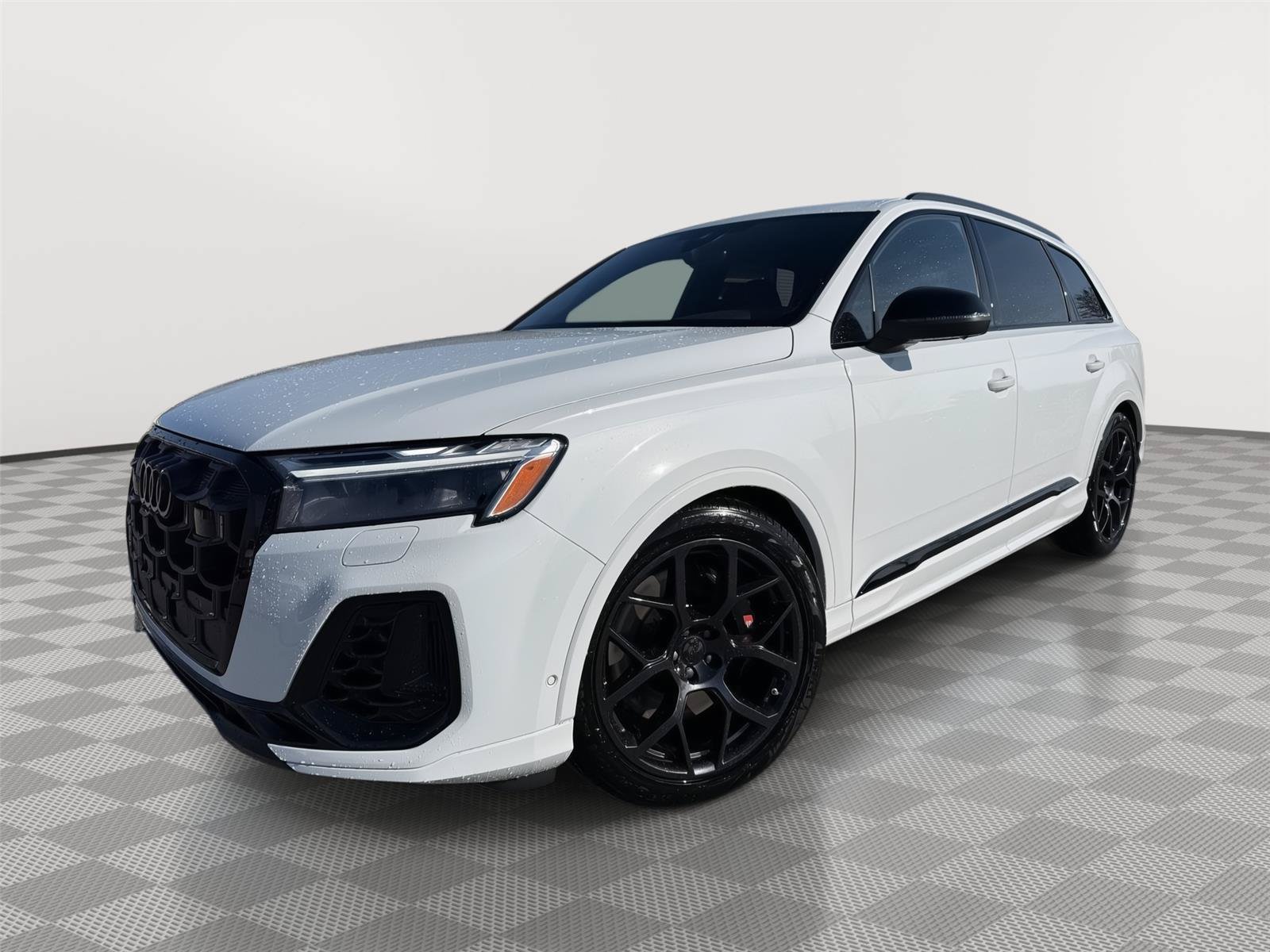 New 2026 Audi SQ7 Premium Plus