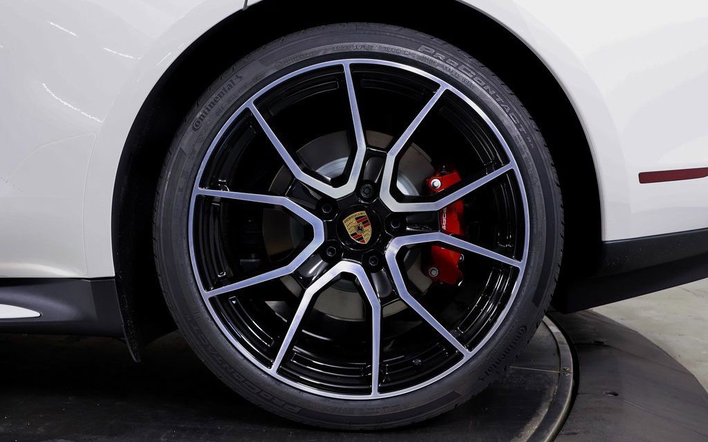 New 2025 Porsche Taycan 4S image 22