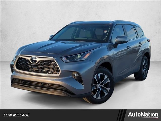 Certified 2026 Toyota Highlander XLE