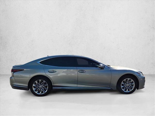 Used 2018 Lexus LS 500 w/ Luxury Package RWD image 4