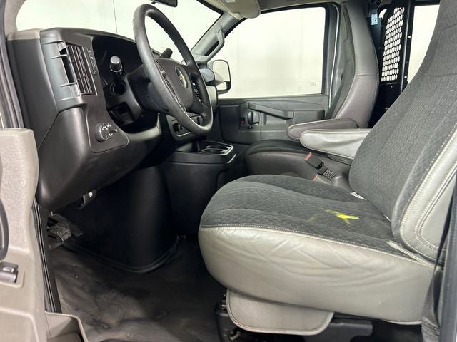 Used 2019 Chevrolet Express 2500 w/ Driver Convenience Package RWD image 12