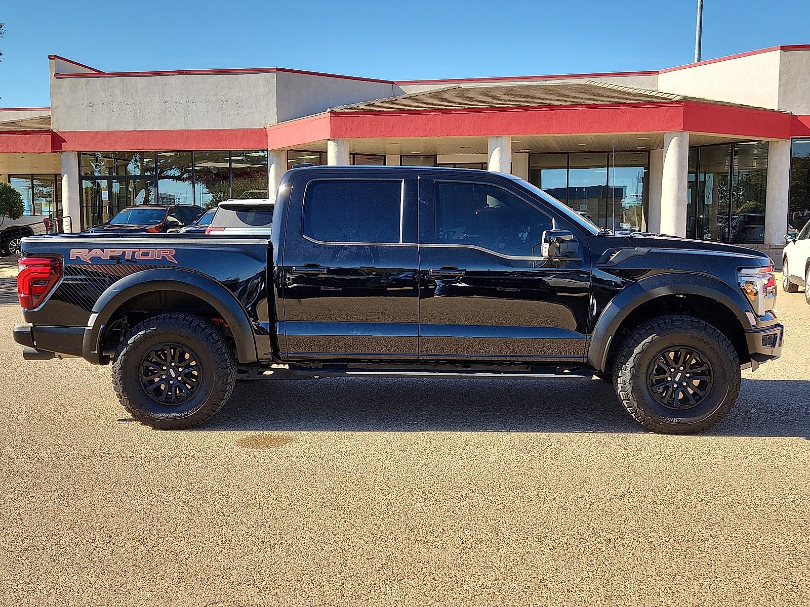 Used 2024 Ford F150 Raptor image 5