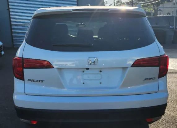 Used 2017 Honda Pilot EX-L image 4