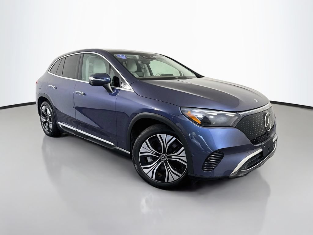 Used 2023 Mercedes-Benz EQE 350+ 4MATIC SUV w/ Exclusive Trim Package image 3