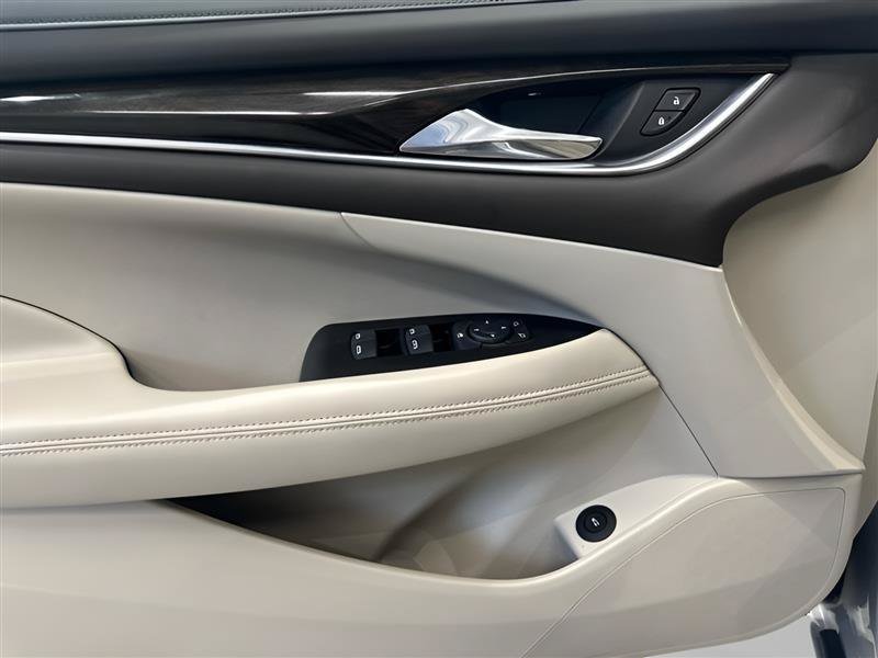 Used 2017 Buick LaCrosse Preferred FWD image 11