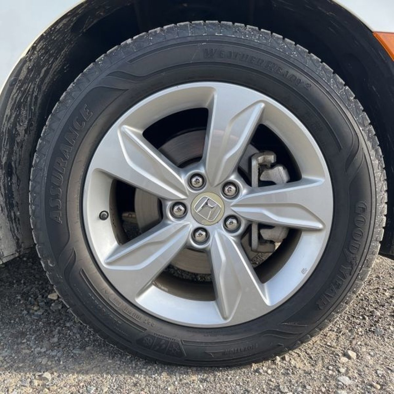 Used 2018 Honda Odyssey EX image 18