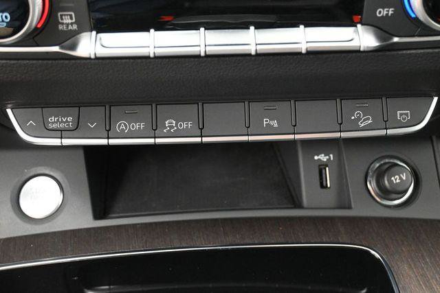 Used 2023 Audi Q5 2.0T Premium Plus w/ Premium Plus Package AWD/4WD image 23