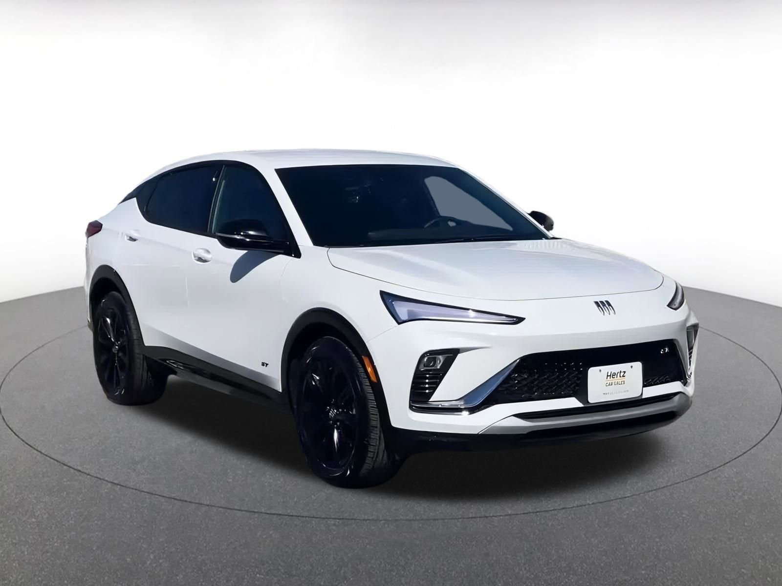 Used 2025 Buick Envista Sport Touring image 3