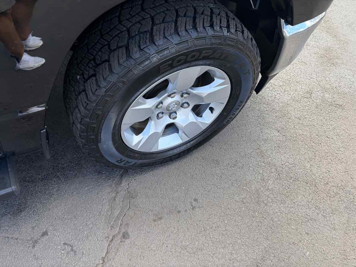 Used 2019 RAM 1500 Big Horn AWD/4WD image 31