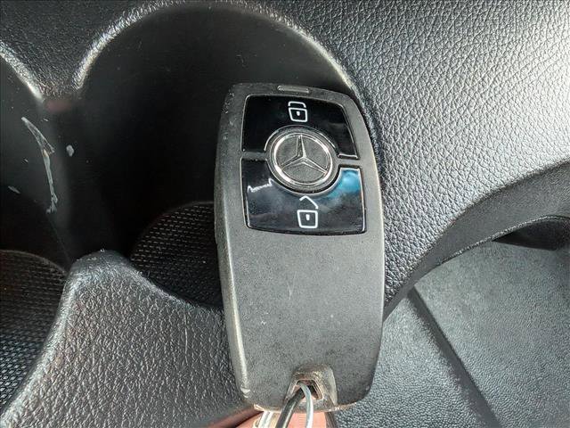 Used 2024 Mercedes-Benz Sprinter 2500 image 40