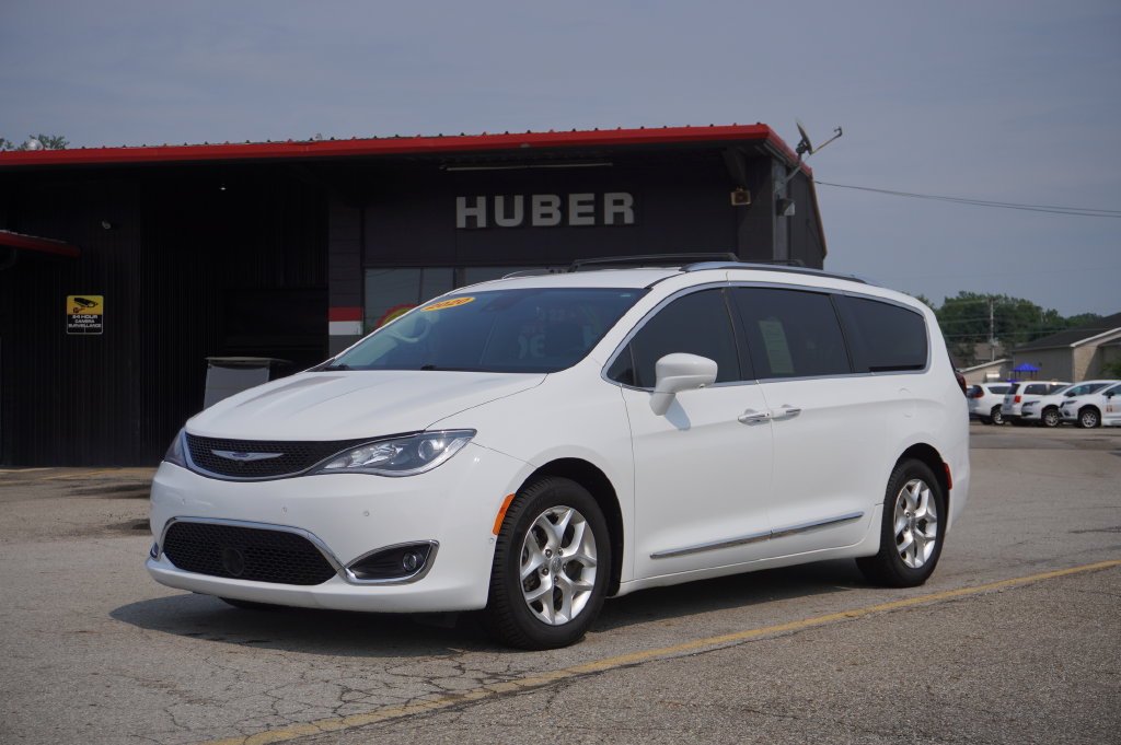 Used 2020 Chrysler Pacifica Touring-L Plus w/ Tire & Wheel Group
