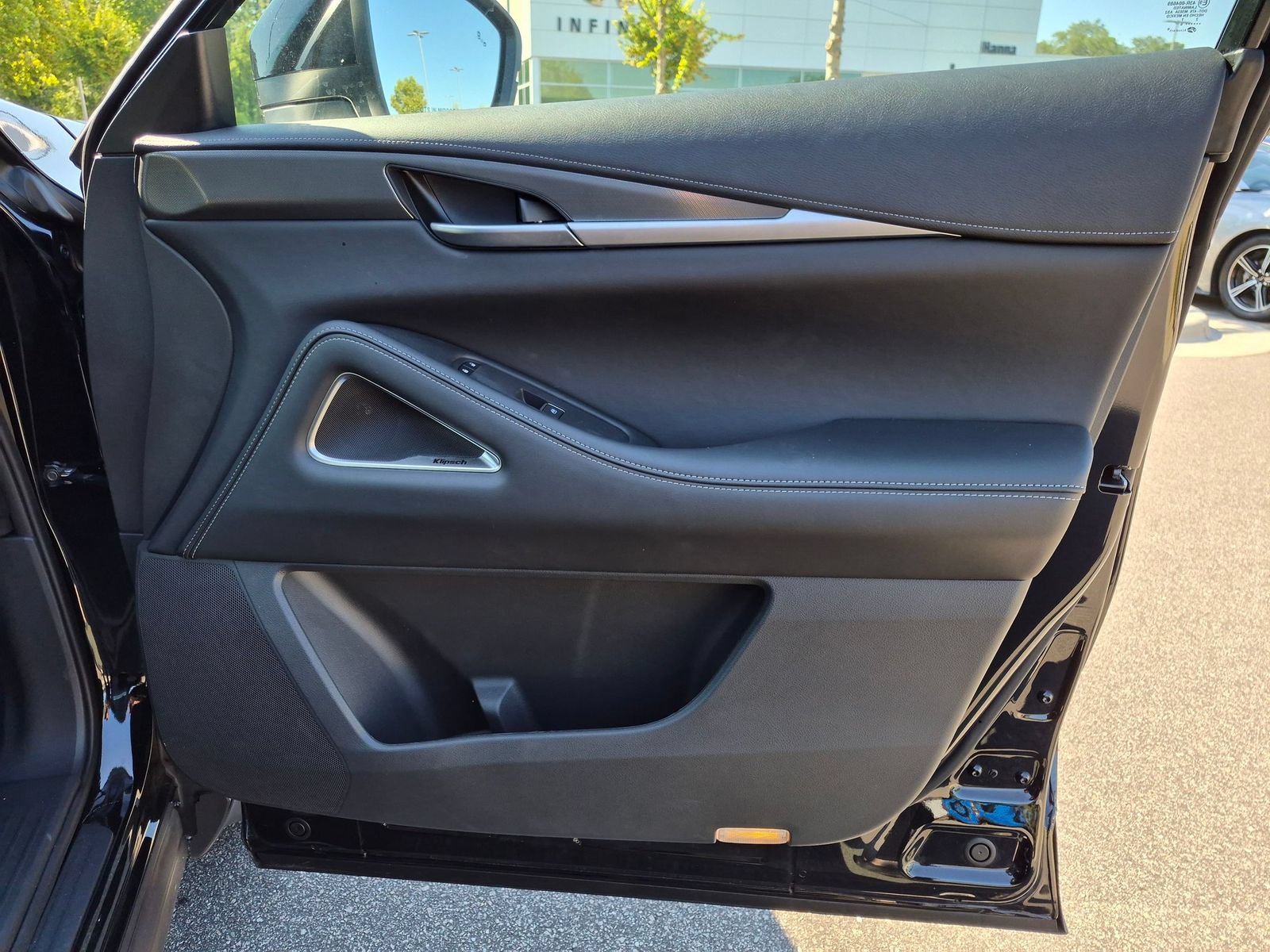 Used 2026 INFINITI QX60 Luxe w/ Cargo Package FWD image 37