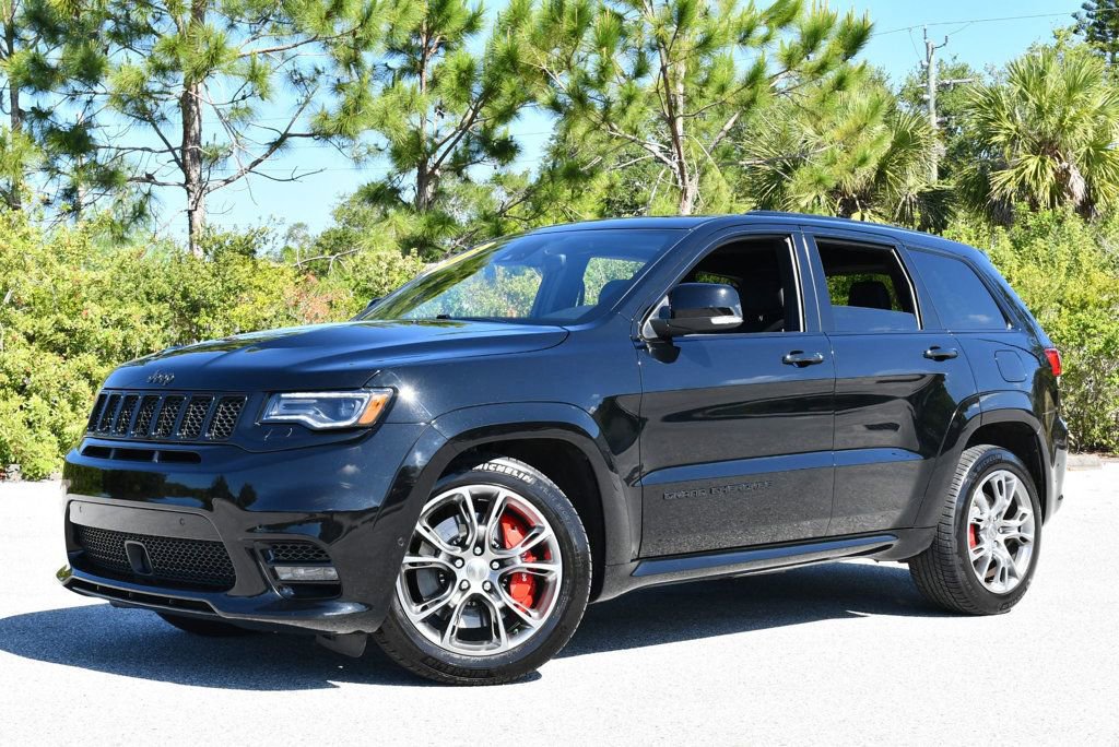 Used 2018 Jeep Grand Cherokee SRT AWD/4WD image 23