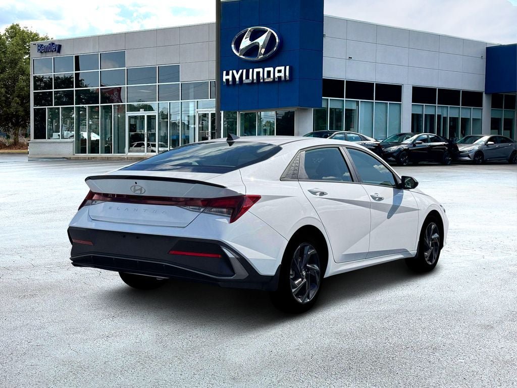 New 2026 Hyundai Elantra Sport FWD image 9