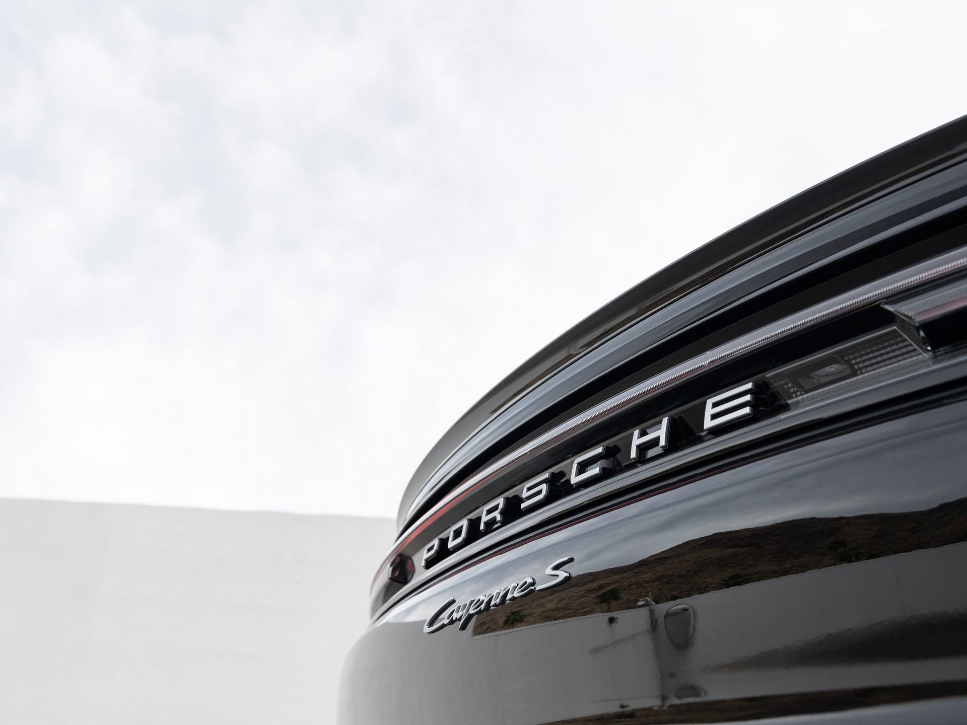 New 2026 Porsche Cayenne S image 12