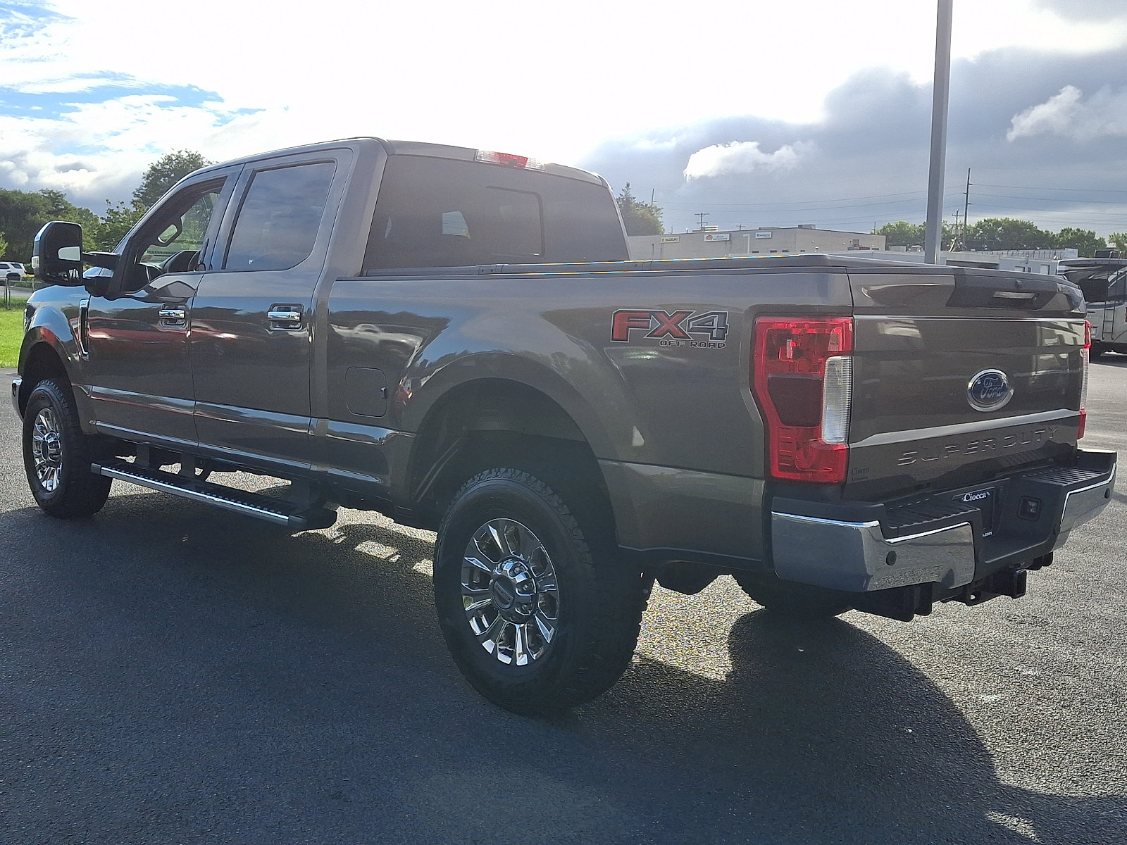 Used 2019 Ford F250 Lariat w/ Lariat Ultimate Package AWD/4WD image 7