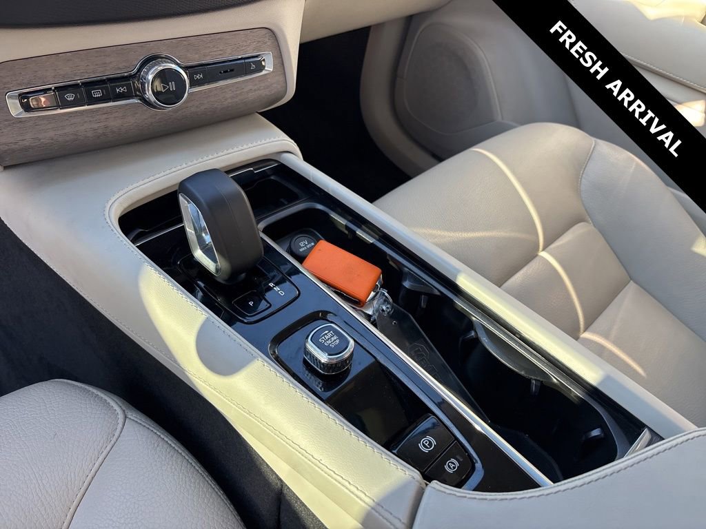 Used 2023 Volvo XC90 B6 Plus w/ Protection Package Premier image 8