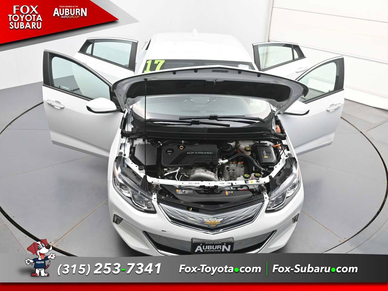 Used 2017 Chevrolet Volt LT w/ Comfort Package FWD image 39