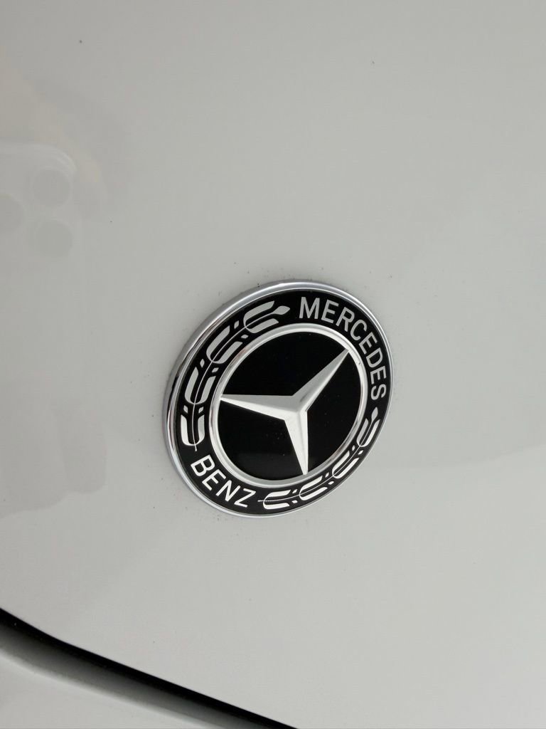 Used 2018 Mercedes-Benz E 300 4MATIC image 13