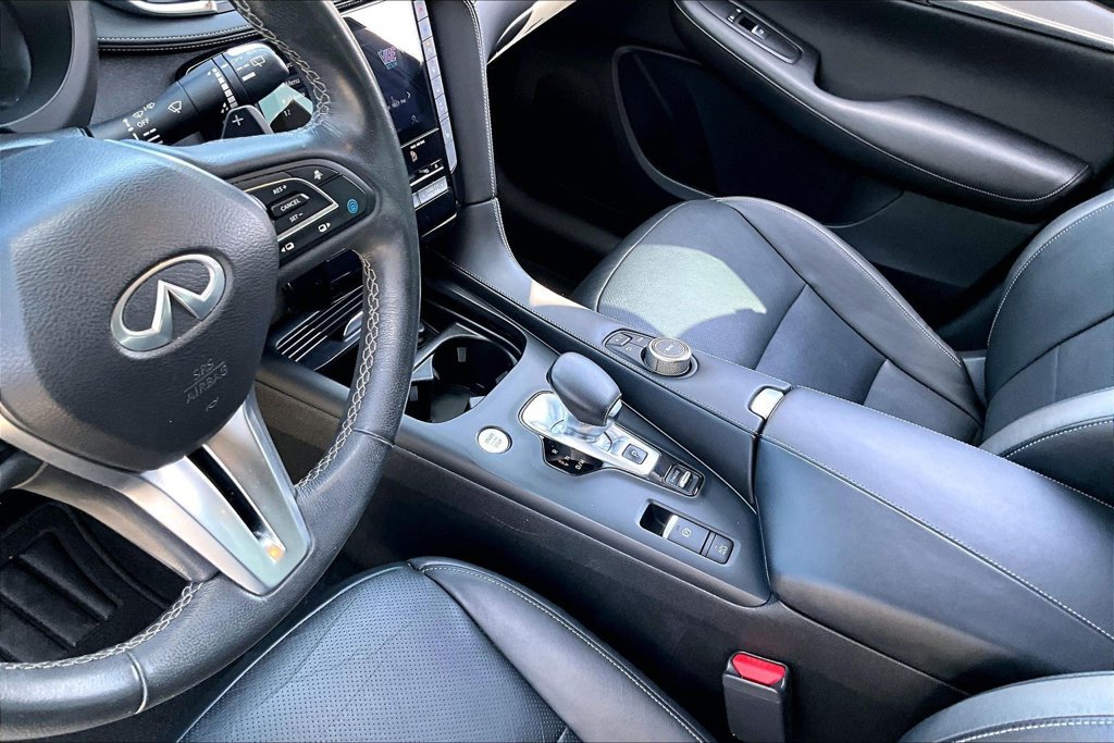 Certified 2022 INFINITI QX50 Luxe FWD image 16