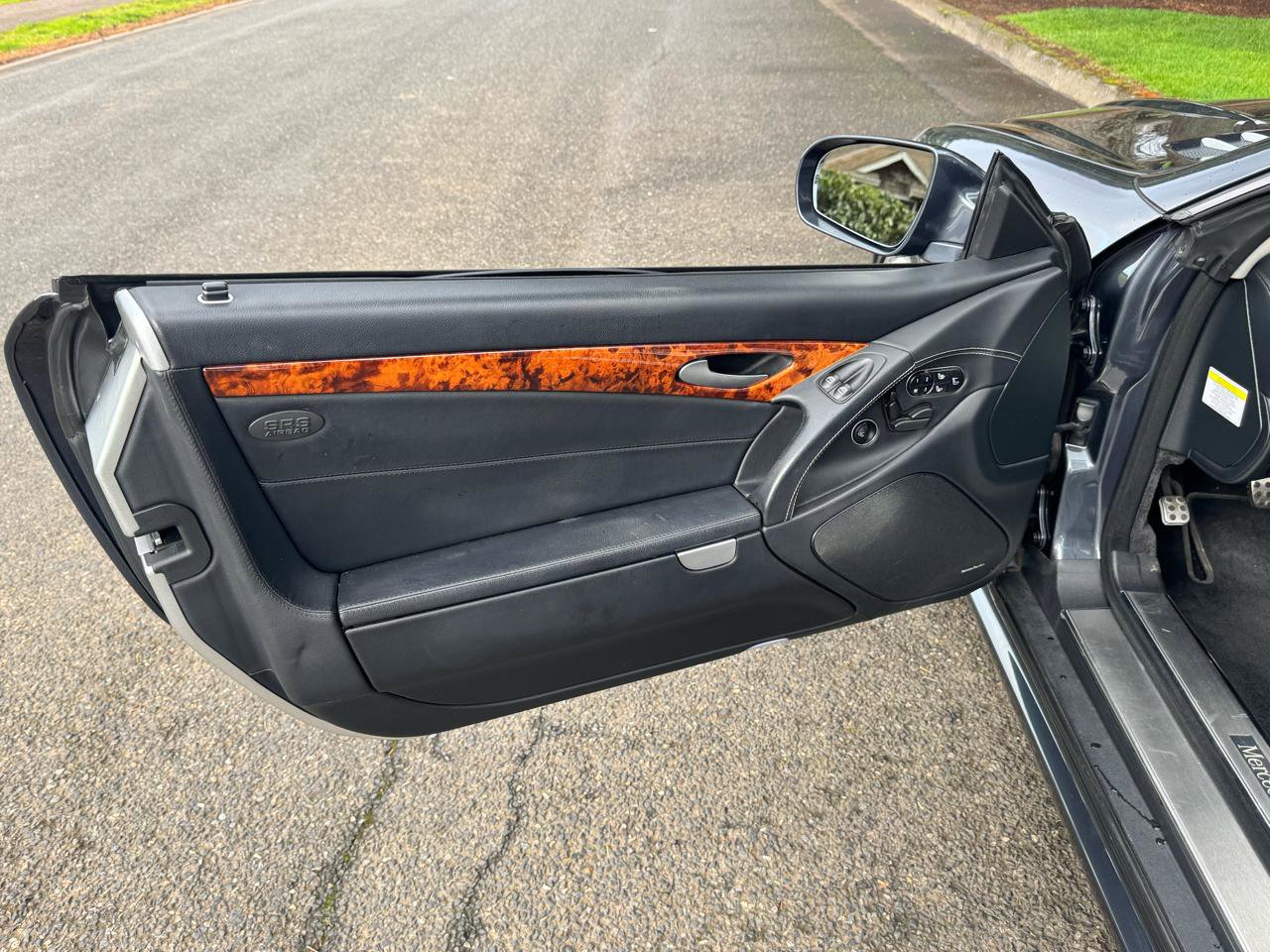 Used 2012 Mercedes-Benz SL 550 image 38