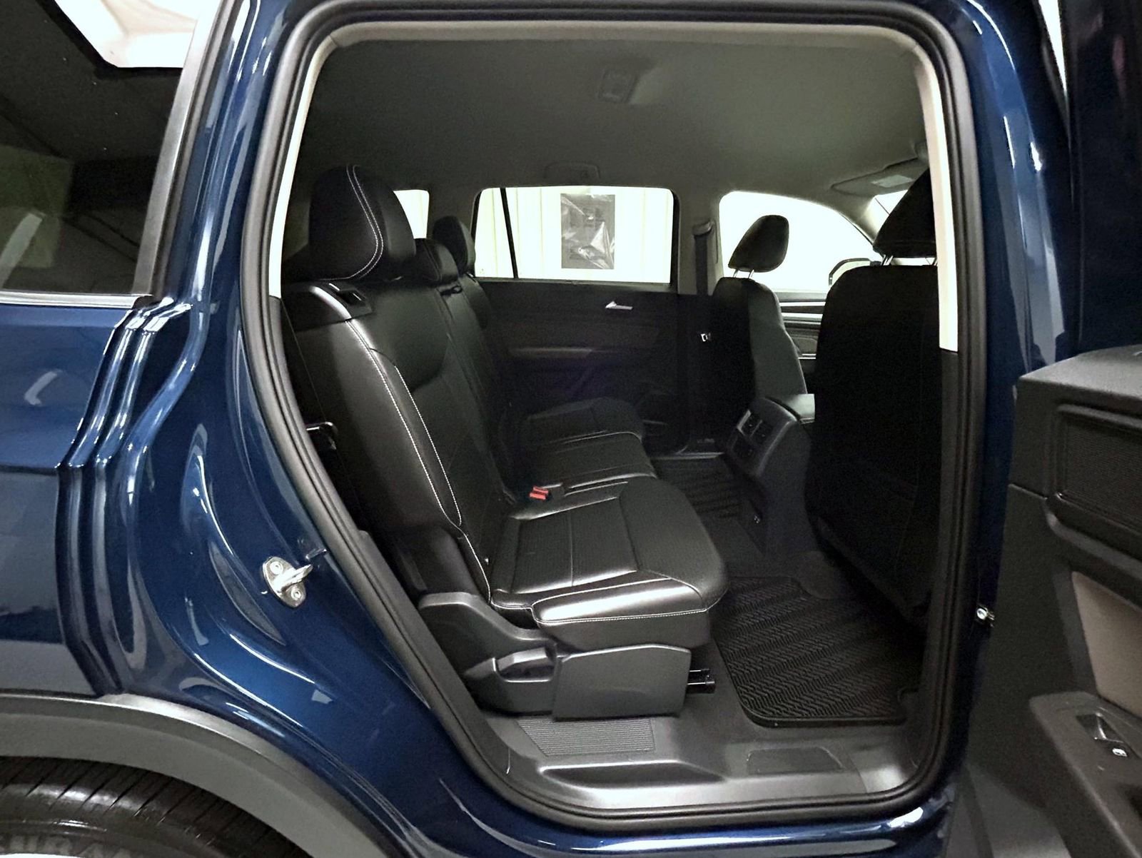 Used 2023 Volkswagen Atlas SE image 18