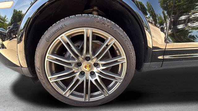 Used 2018 Porsche Cayenne AWD/4WD image 25