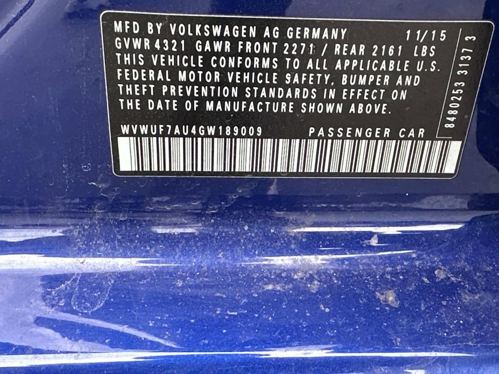 Used 2016 Volkswagen Golf R 4-Door image 18