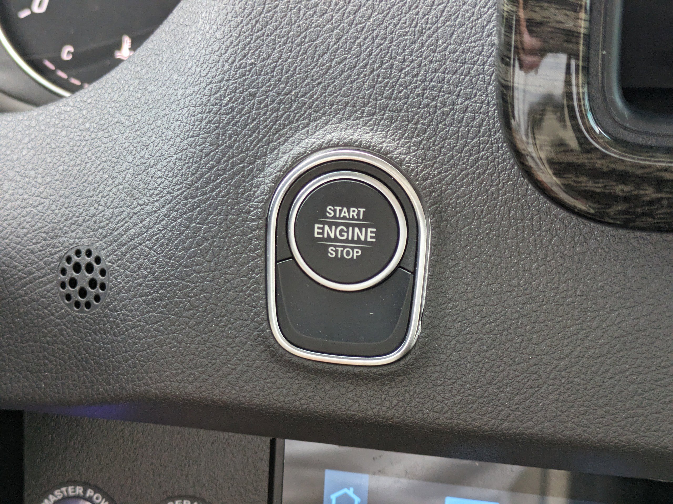 Used 2025 Mercedes-Benz Sprinter 144 Cargo image 61