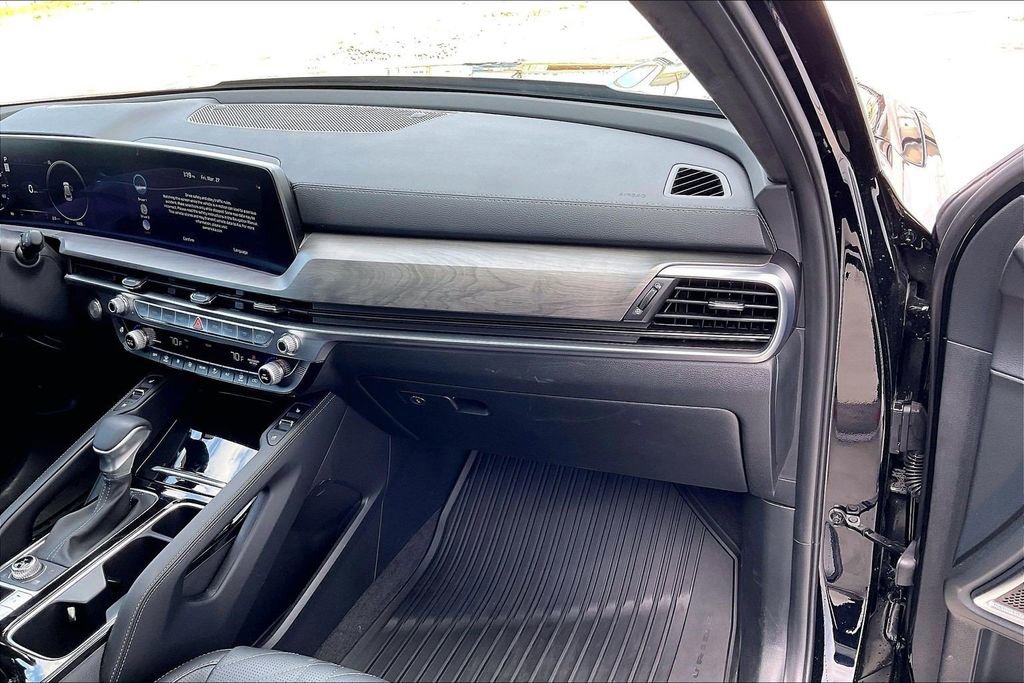 Used 2025 Kia Telluride SX Prestige X-Line image 16